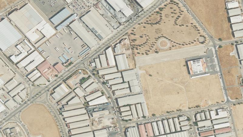 Subasta de nave industrial en Córdoba — Las Quemadas - Casas Córdoba